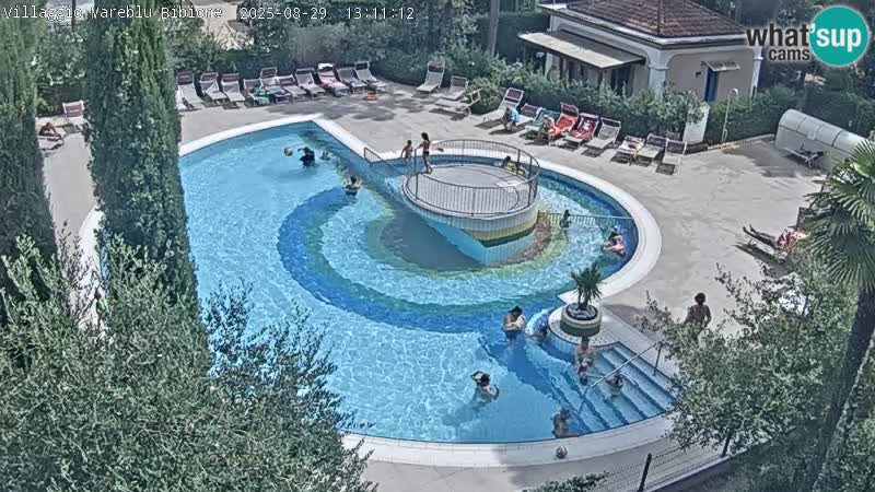 Villaggio Mare Blu bazen Spletna kamera V živo Bibione Pineda – Italija