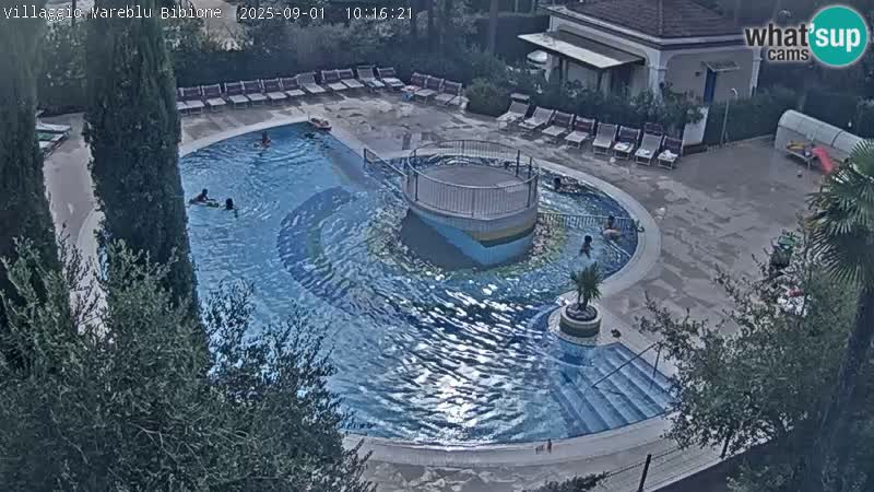 Villaggio Mare Blu bazen Spletna kamera V živo Bibione Pineda – Italija