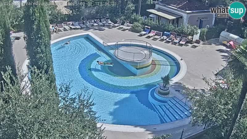 Villaggio Mare Blu bazen Spletna kamera V živo Bibione Pineda – Italija