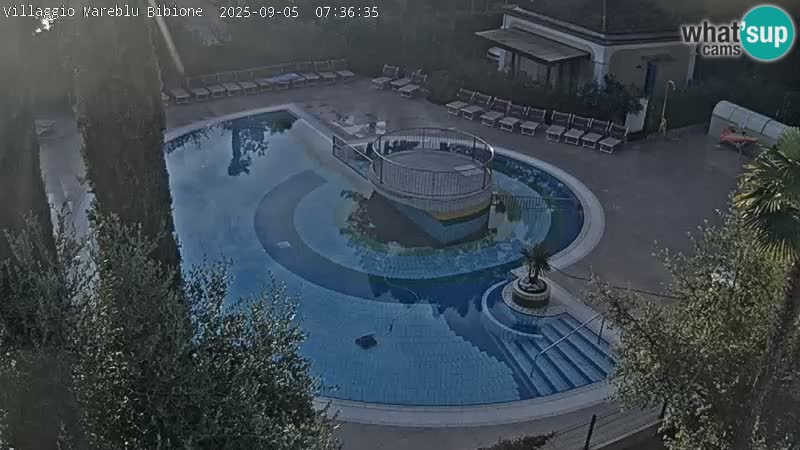 Villaggio Mare Blu bazen Spletna kamera V živo Bibione Pineda – Italija
