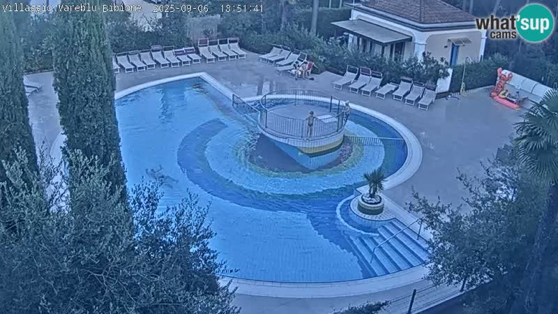 Villaggio Mare Blu pool LIVE webcam Bibione Pineda – Italy