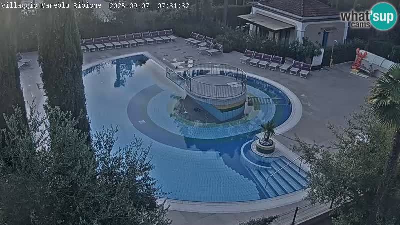 Villaggio Mare Blu pool LIVE webcam Bibione Pineda – Italy