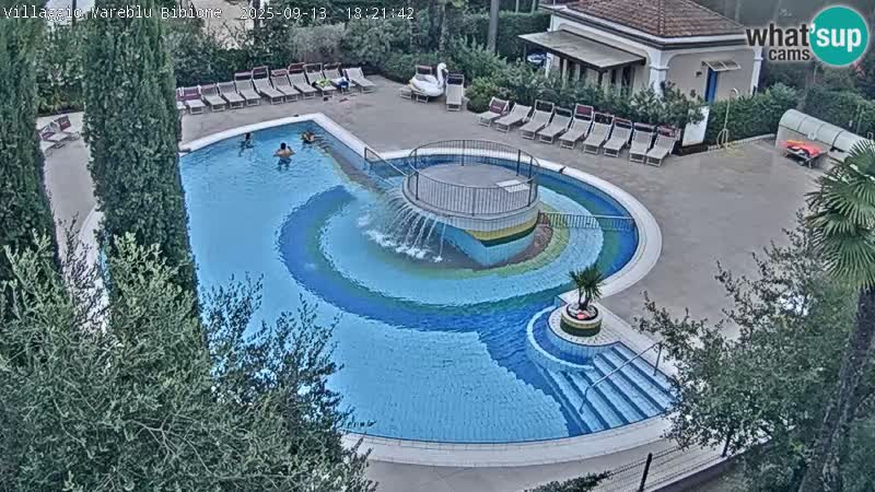 Villaggio Mare Blu bazen Spletna kamera V živo Bibione Pineda – Italija