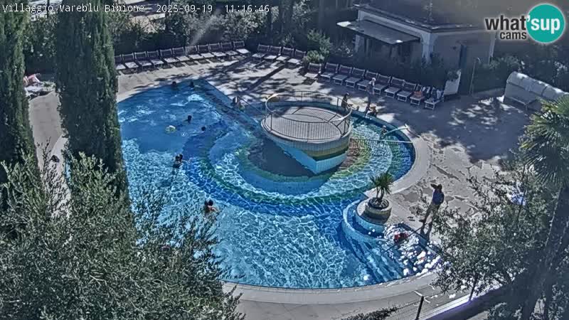 Villaggio Mare Blu bazen Spletna kamera V živo Bibione Pineda – Italija