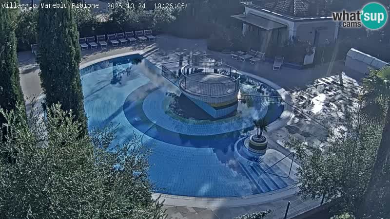 Villaggio Mare Blu bazen Spletna kamera V živo Bibione Pineda – Italija