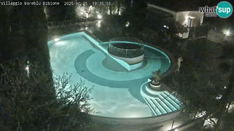 Villaggio Mare Blu bazen UŽIVO web kamera Bibione Pineda – Italija