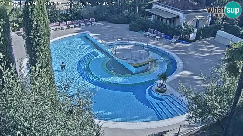 Villaggio Mare Blu bazen Spletna kamera V živo Bibione Pineda – Italija