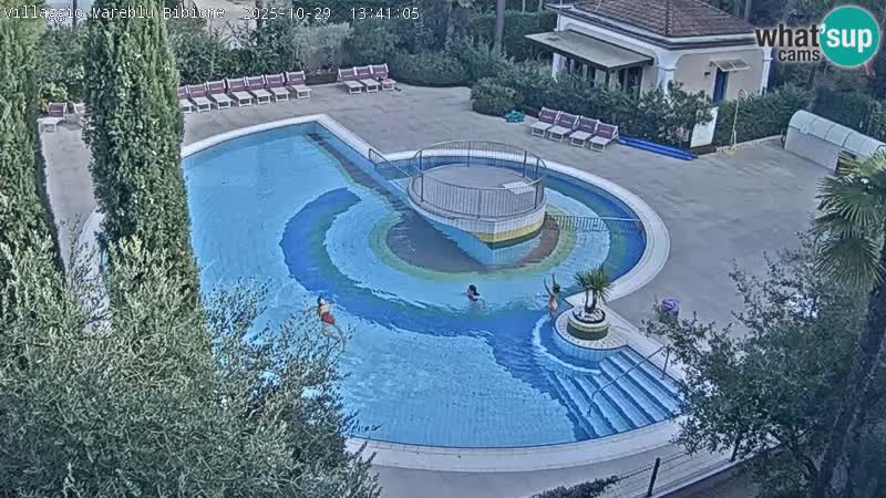 Villaggio Mare Blu bazen Spletna kamera V živo Bibione Pineda – Italija