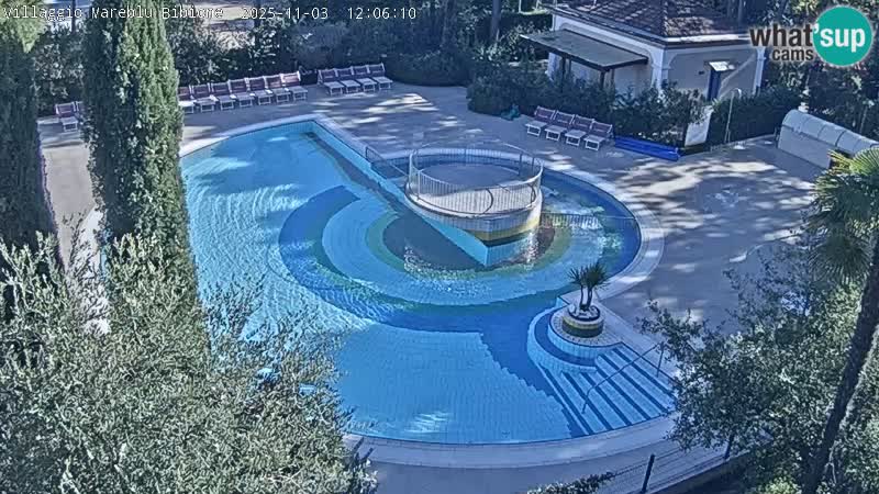 Villaggio Mare Blu bazen Spletna kamera V živo Bibione Pineda – Italija