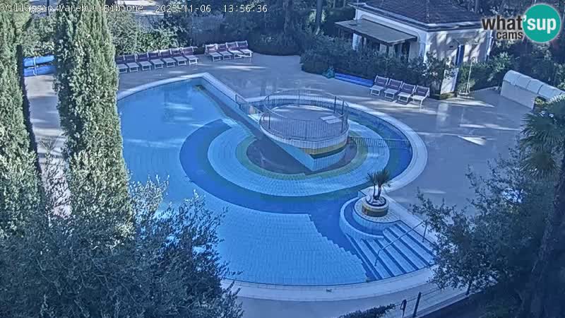 Villaggio Mare Blu bazen Spletna kamera V živo Bibione Pineda – Italija