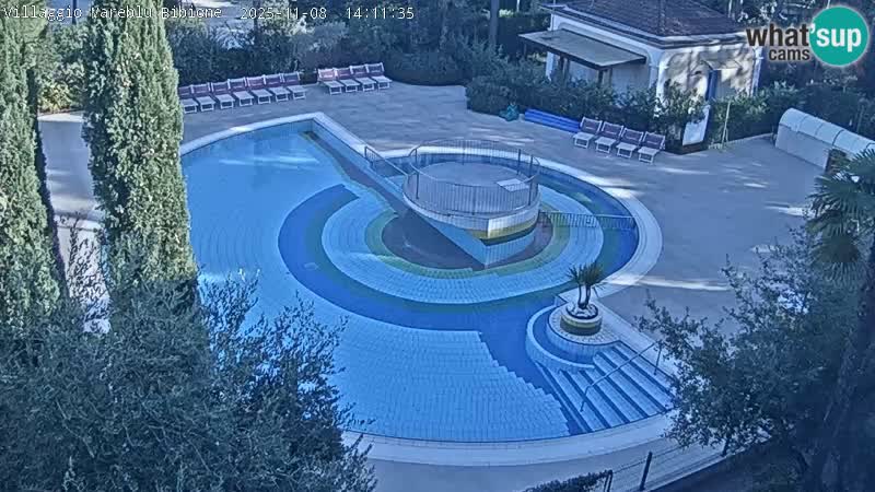 Villaggio Mare Blu bazen Spletna kamera V živo Bibione Pineda – Italija