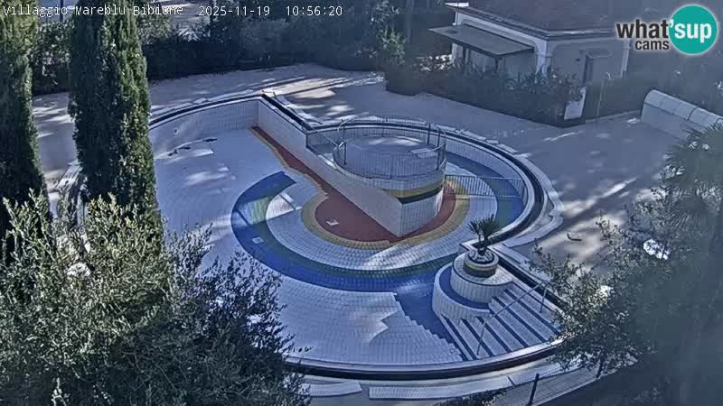 Villaggio Mare Blu bazen Spletna kamera V živo Bibione Pineda – Italija
