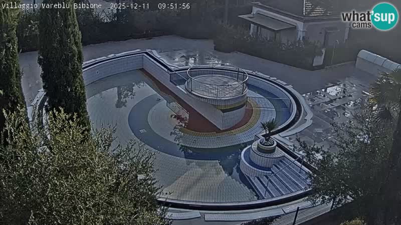 Villaggio Mare Blu bazen UŽIVO web kamera Bibione Pineda – Italija