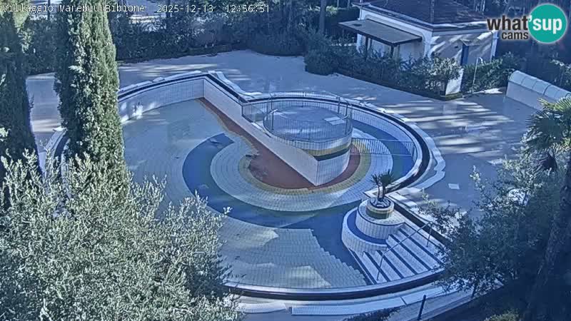 Villaggio Mare Blu bazen Spletna kamera V živo Bibione Pineda – Italija