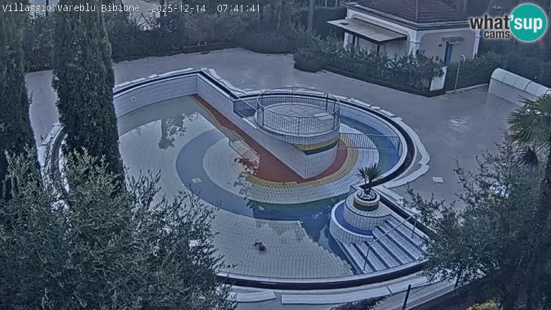 Villaggio Mare Blu bazen Spletna kamera V živo Bibione Pineda – Italija