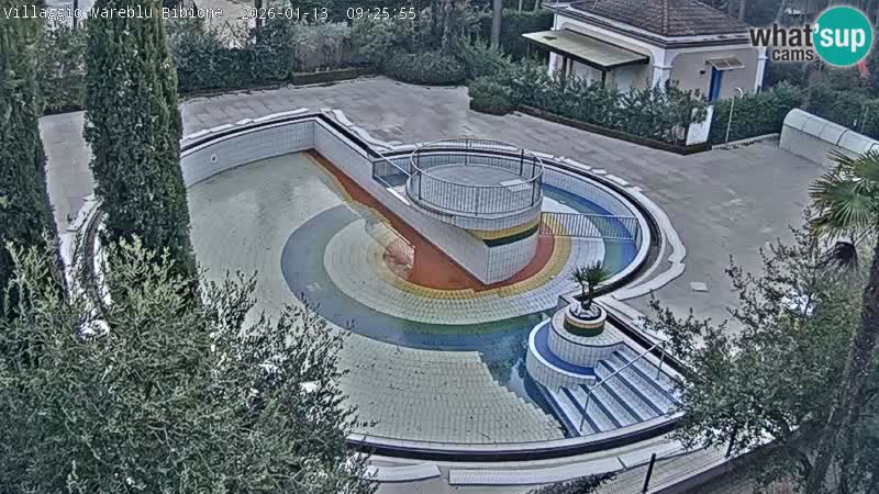 Villaggio Mare Blu bazen Spletna kamera V živo Bibione Pineda – Italija