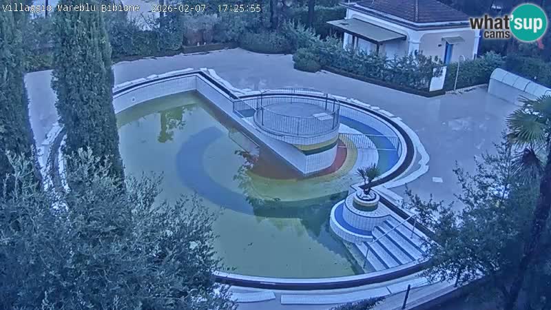 Villaggio Mare Blu bazen Spletna kamera V živo Bibione Pineda – Italija