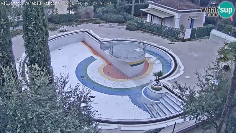 Villaggio Mare Blu pool LIVE webcam Bibione Pineda – Italy
