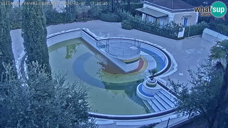 Villaggio Mare Blu bazen Spletna kamera V živo Bibione Pineda – Italija