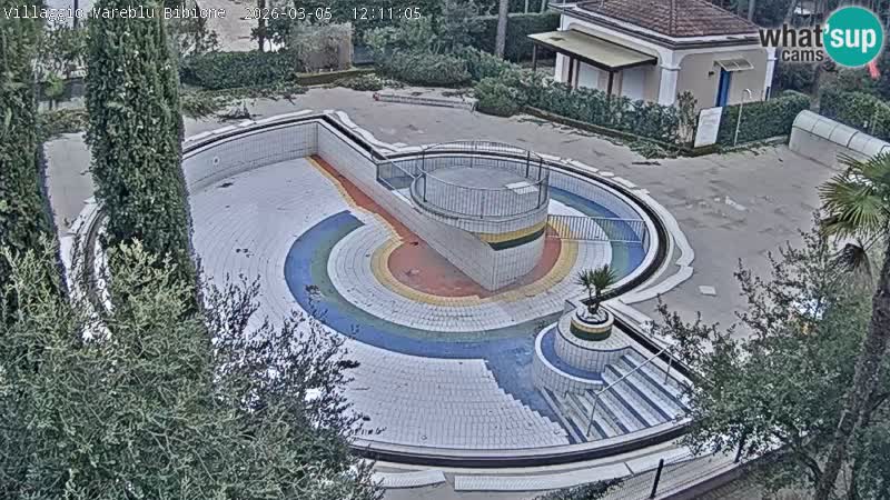 Villaggio Mare Blu bazen Spletna kamera V živo Bibione Pineda – Italija