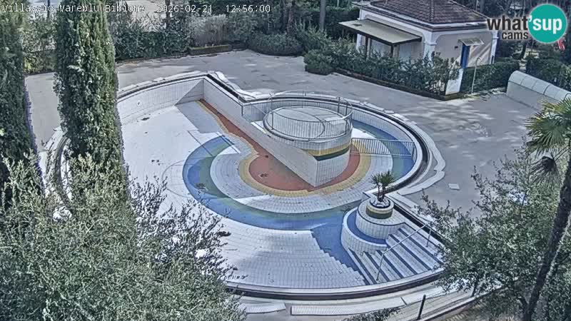 Villaggio Mare Blu bazen Spletna kamera V živo Bibione Pineda – Italija