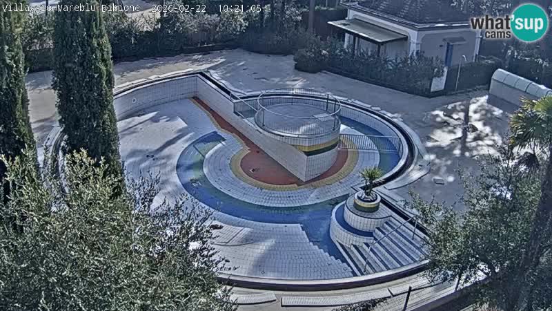 Villaggio Mare Blu bazen Spletna kamera V živo Bibione Pineda – Italija