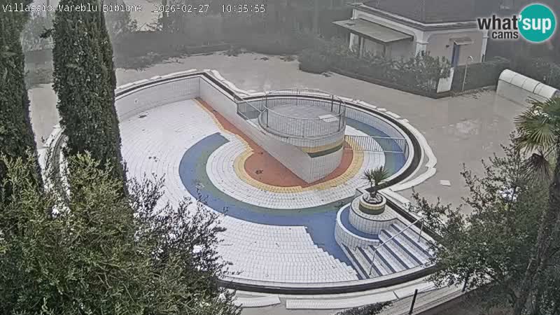 Villaggio Mare Blu bazen Spletna kamera V živo Bibione Pineda – Italija