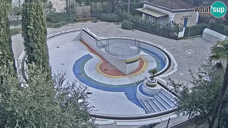 Villaggio Mare Blu bazen Spletna kamera V živo Bibione Pineda – Italija