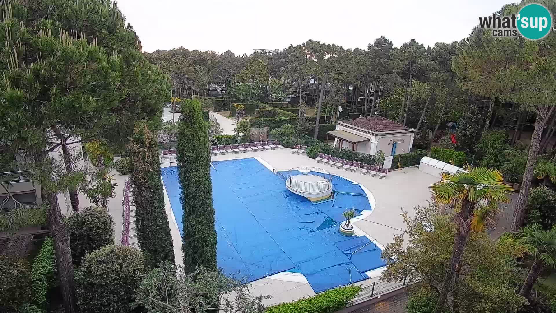 Villaggio Mare Blu pool LIVE webcam Bibione Pineda – Italy