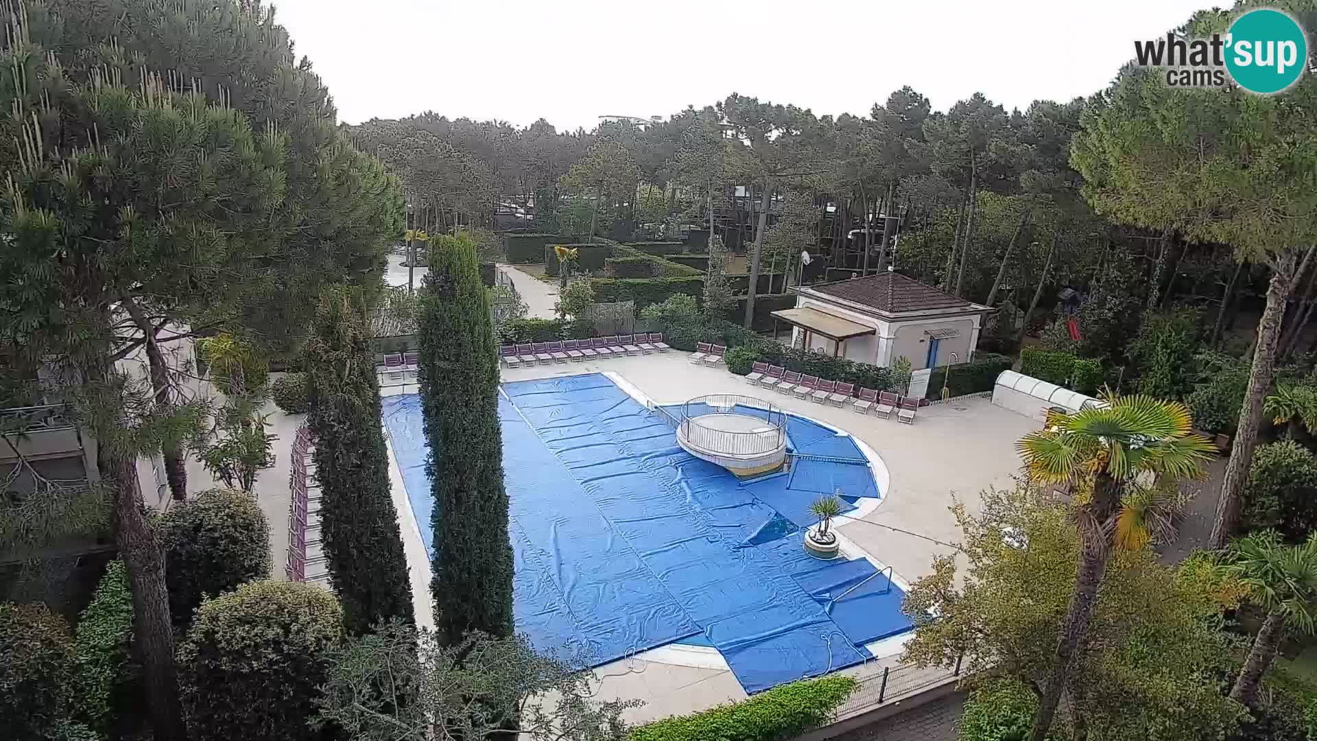 Villaggio Mare Blu pool LIVE webcam Bibione Pineda – Italy