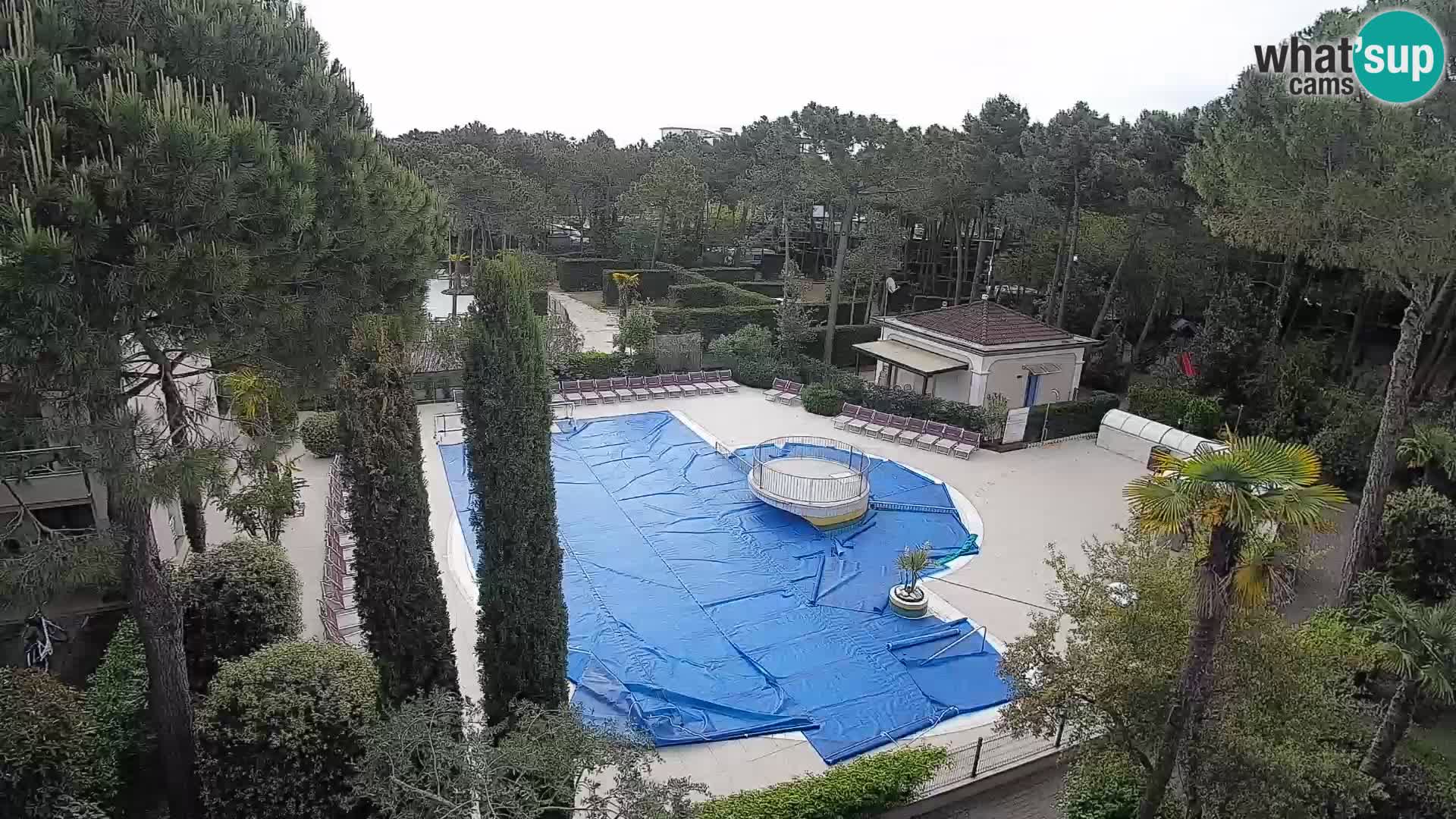 Villaggio Mare Blu pool LIVE webcam Bibione Pineda – Italy