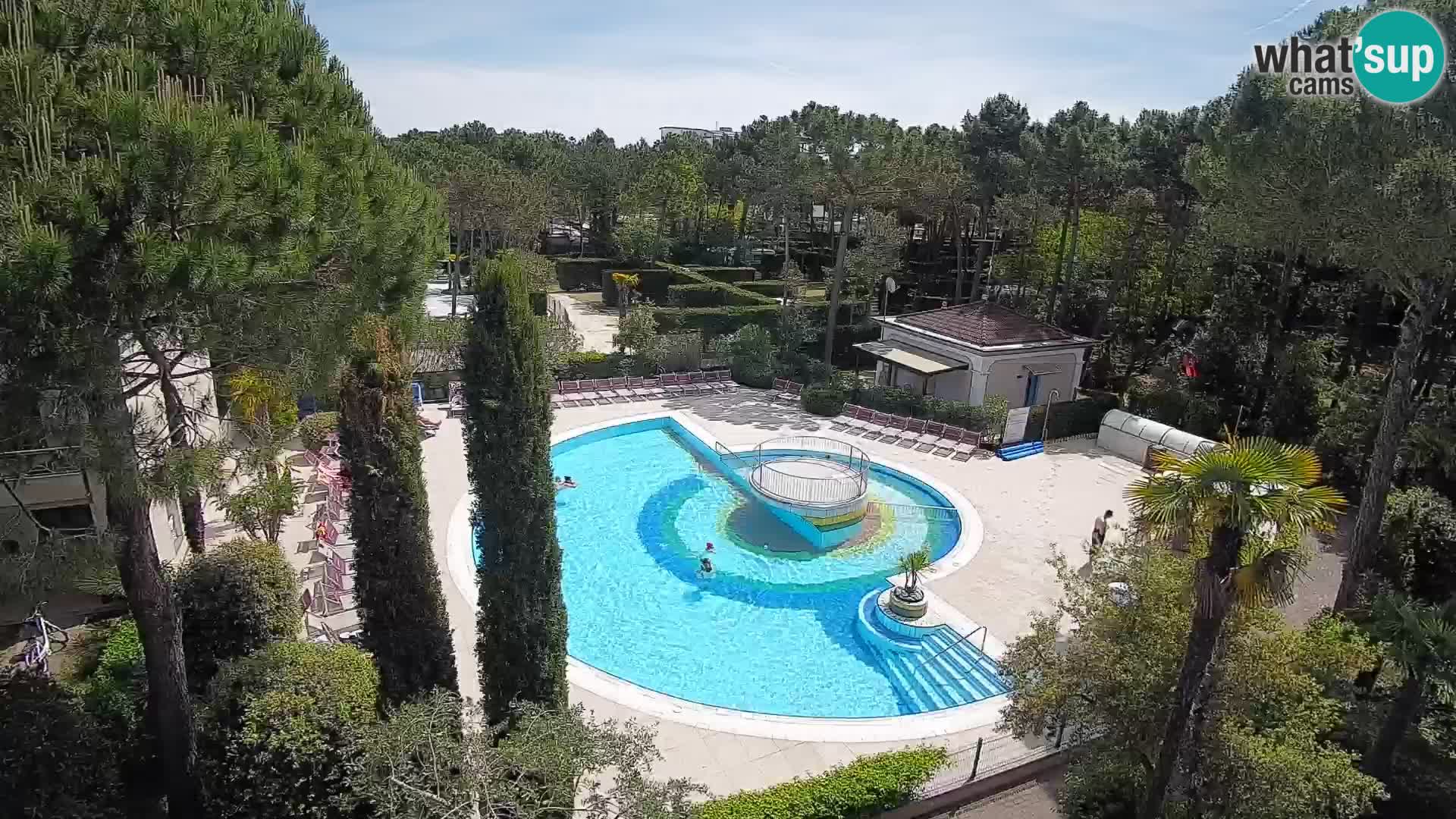 Piscina Villaggio Mare Blu webcam LIVE Bibione Pineda – Italia