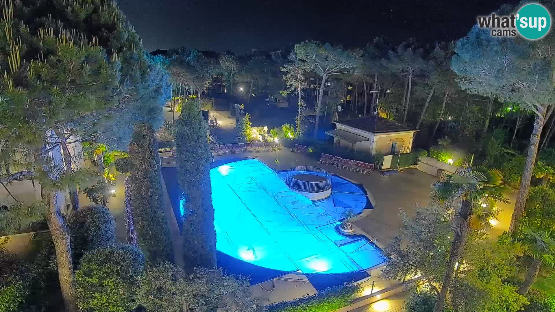 Villaggio Mare Blu bazen UŽIVO web kamera Bibione Pineda – Italija