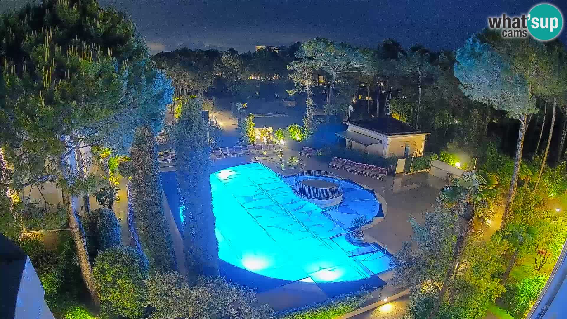 Villaggio Mare Blu bazen UŽIVO web kamera Bibione Pineda – Italija