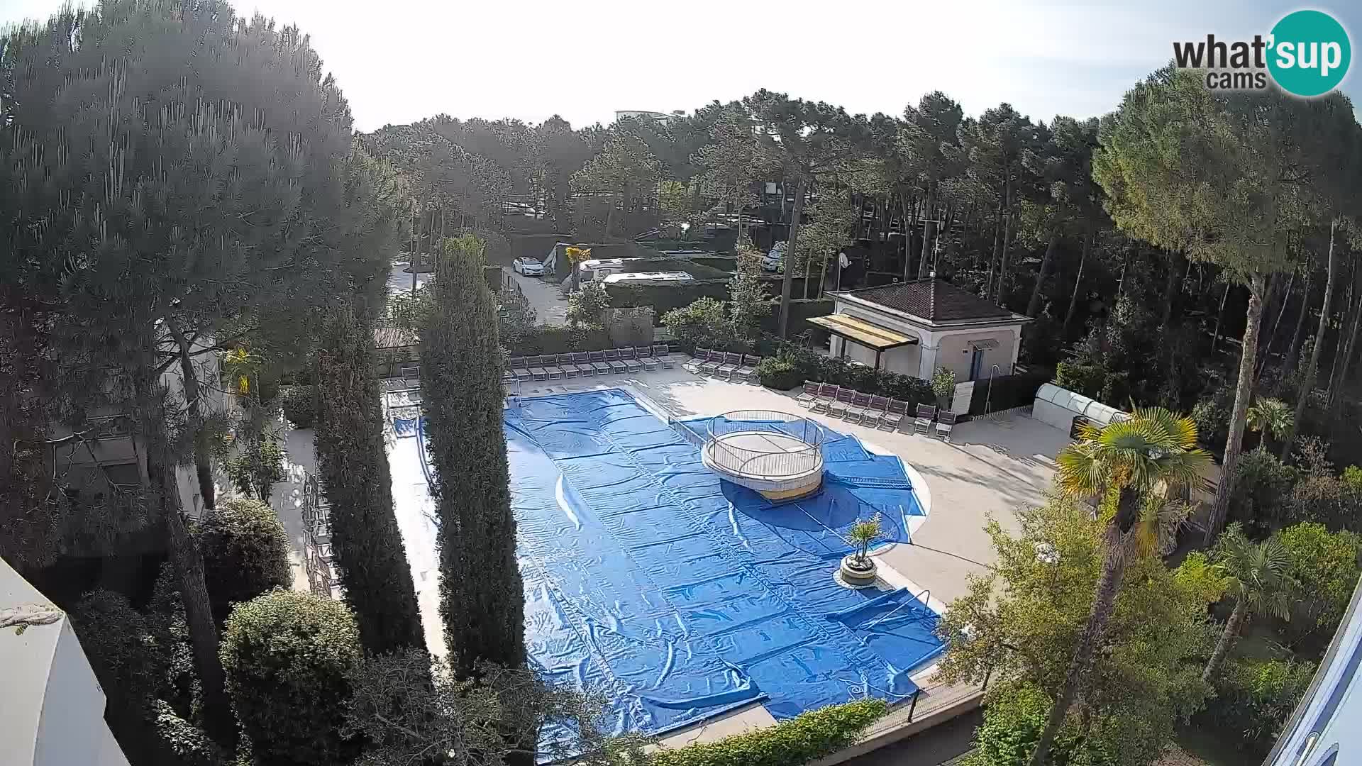 Villaggio Mare Blu pool LIVE webcam Bibione Pineda – Italy