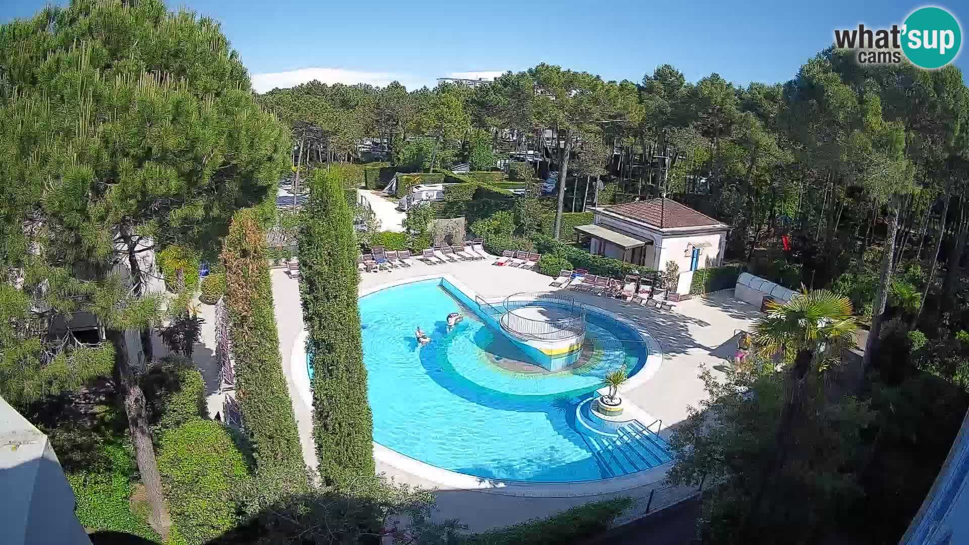 Villaggio Mare Blu pool LIVE webcam Bibione Pineda – Italy