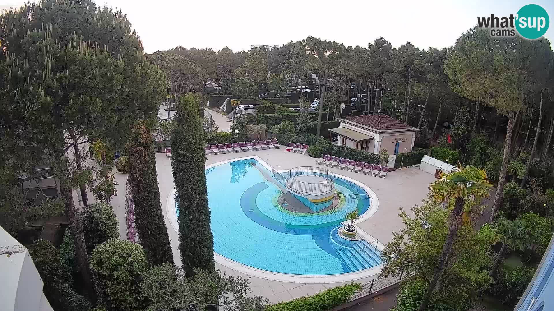 Villaggio Mare Blu pool LIVE webcam Bibione Pineda – Italy