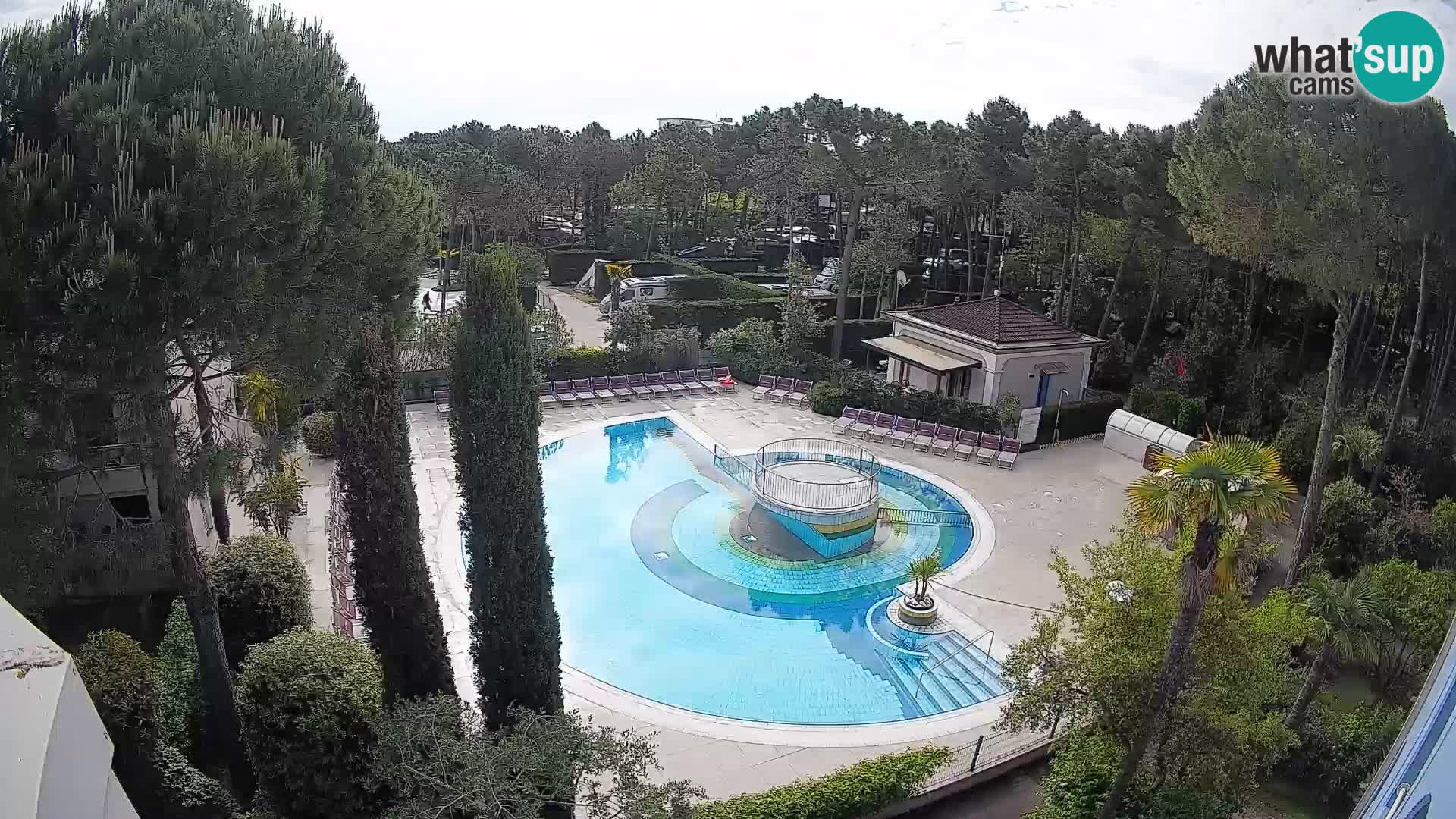 Villaggio Mare Blu pool LIVE webcam Bibione Pineda – Italy