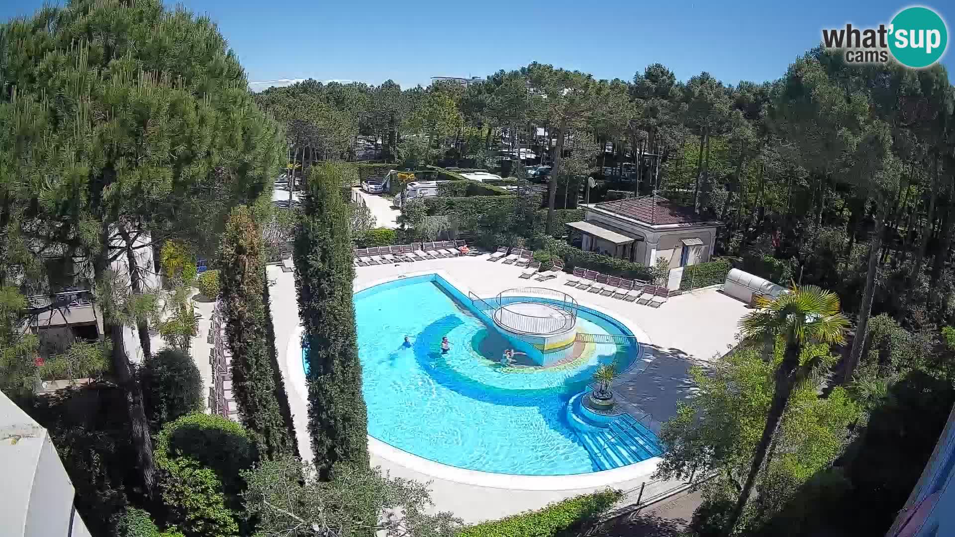 Villaggio Mare Blu pool LIVE webcam Bibione Pineda – Italy