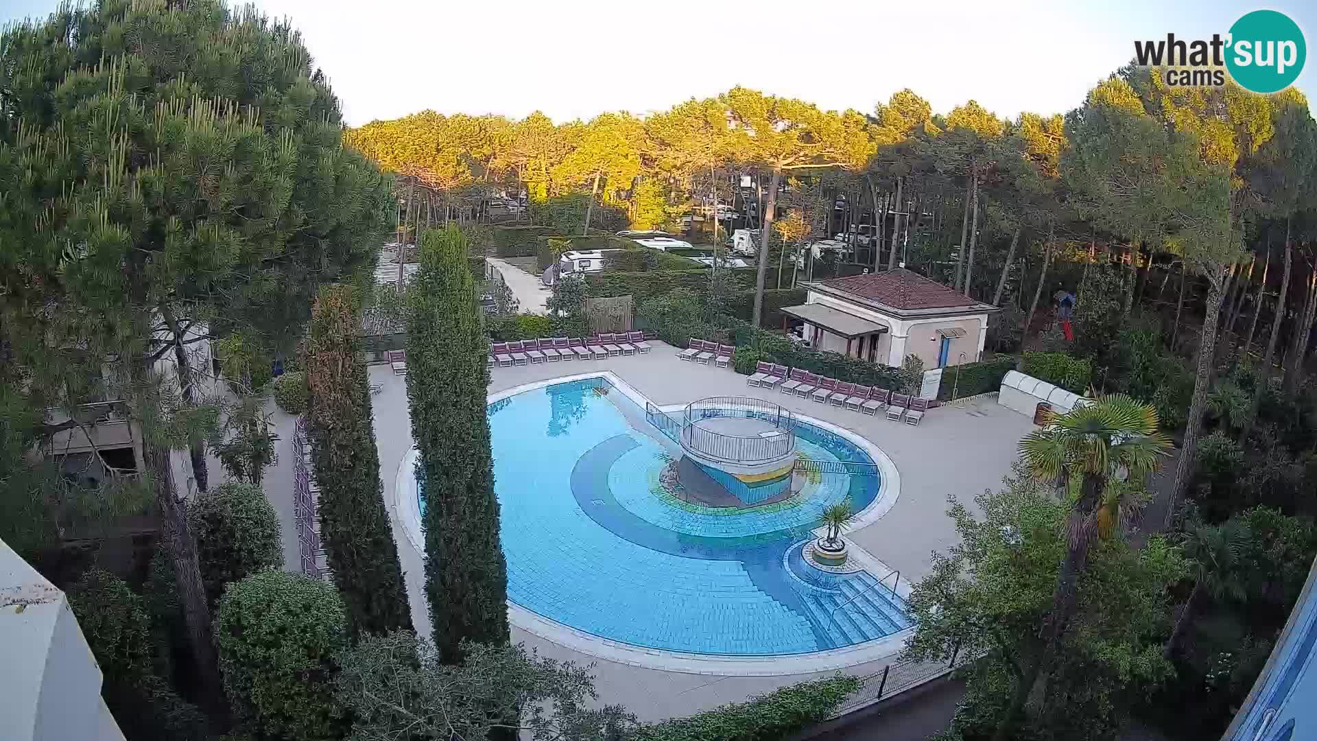 Piscina Villaggio Mare Blu webcam LIVE Bibione Pineda – Italia
