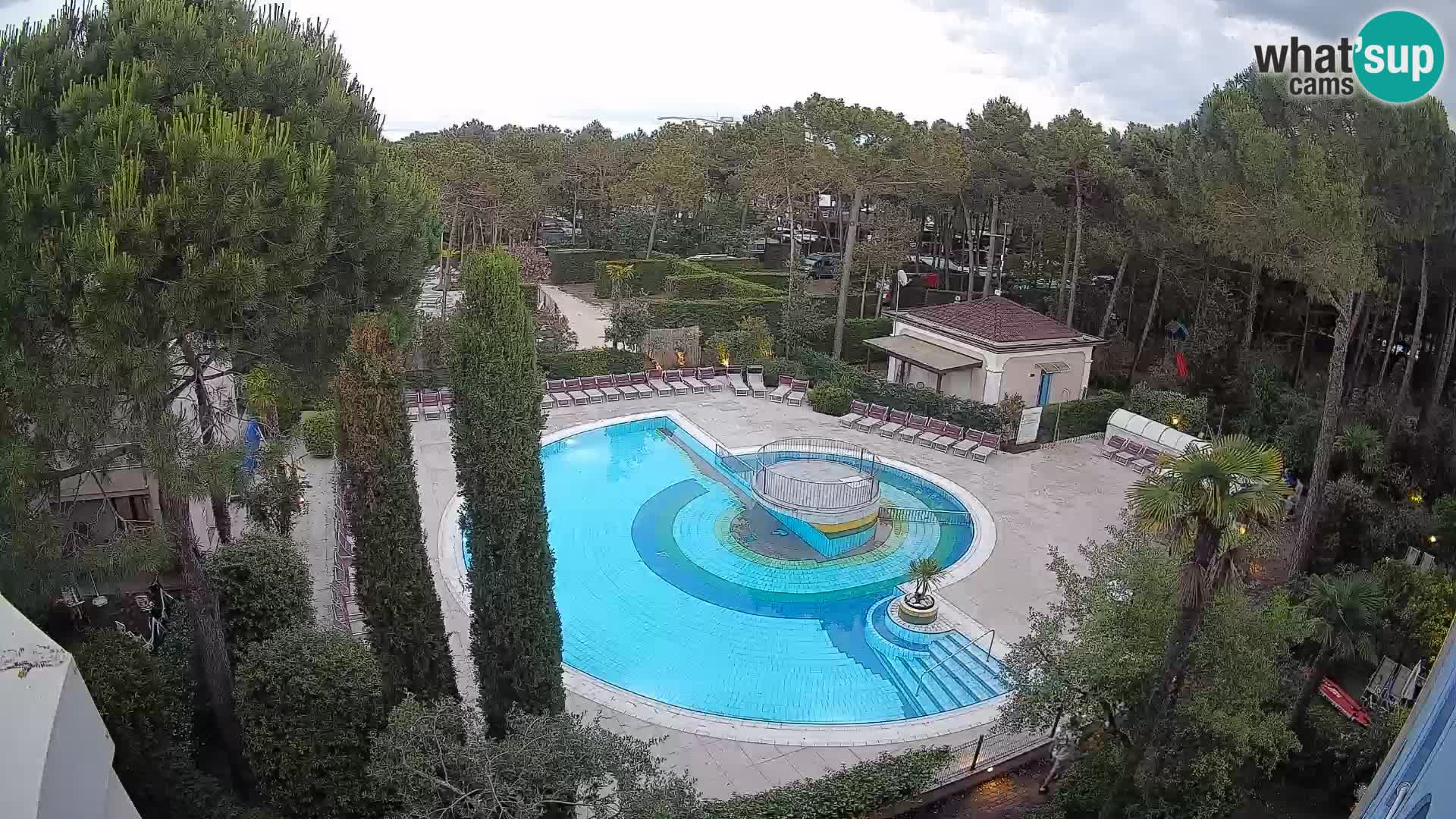 Villaggio Mare Blu pool LIVE webcam Bibione Pineda – Italy