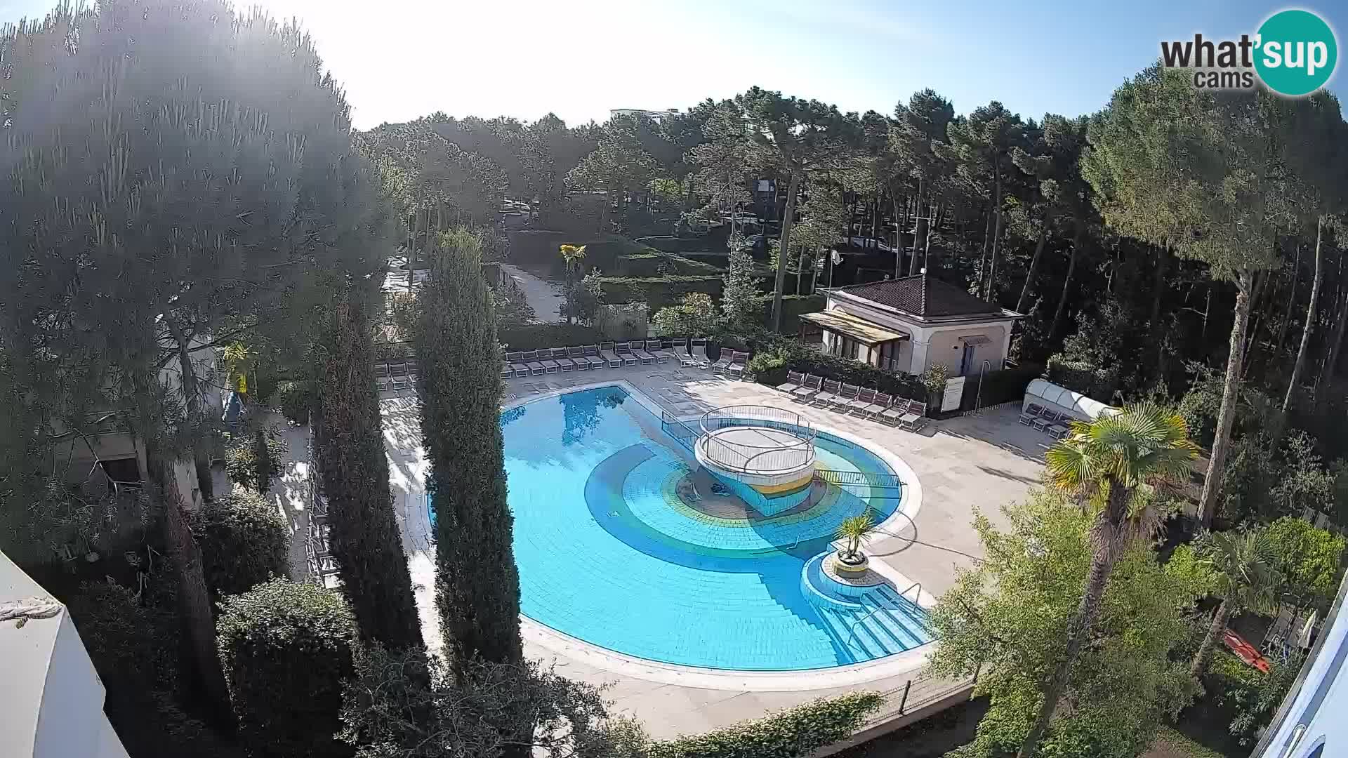 Villaggio Mare Blu pool LIVE webcam Bibione Pineda – Italy