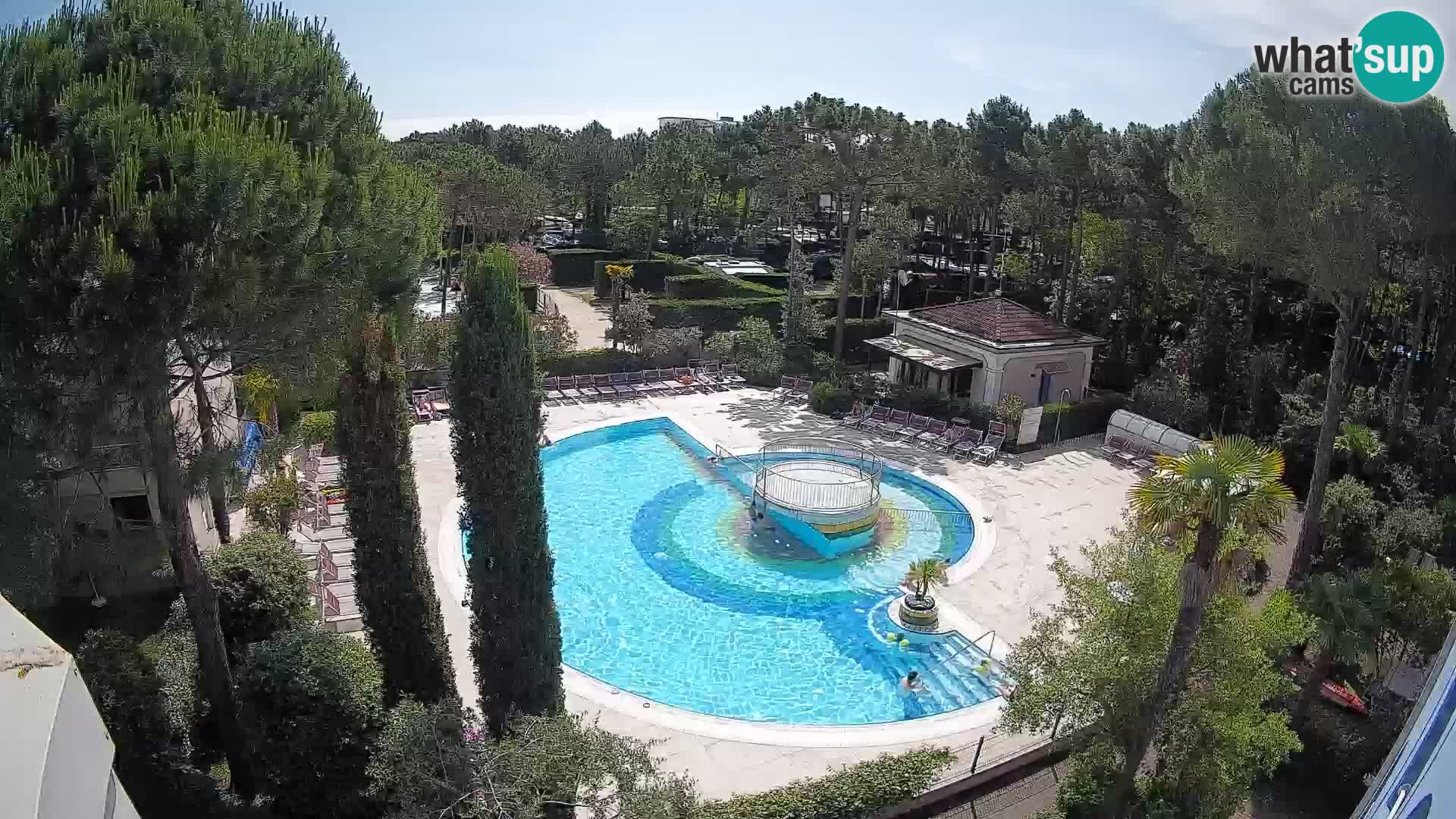 Piscina Villaggio Mare Blu webcam LIVE Bibione Pineda – Italia