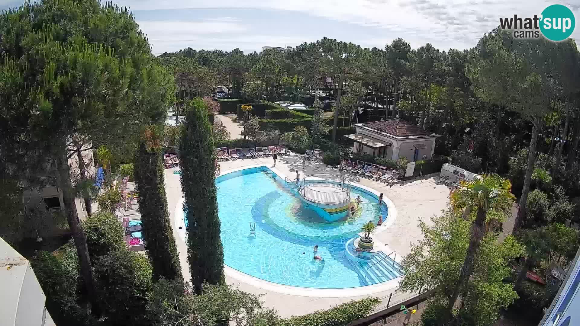 Piscina Villaggio Mare Blu EN VIVO webcam Bibione Pineda – Italia