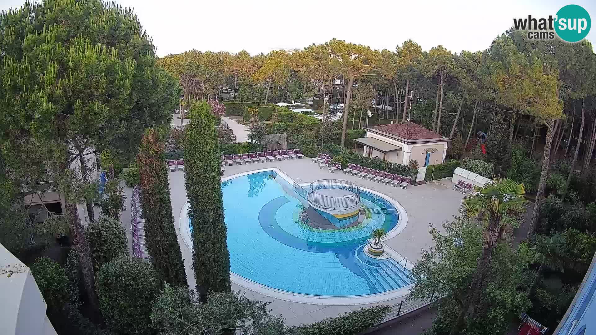 Villaggio Mare Blu pool LIVE webcam Bibione Pineda – Italy