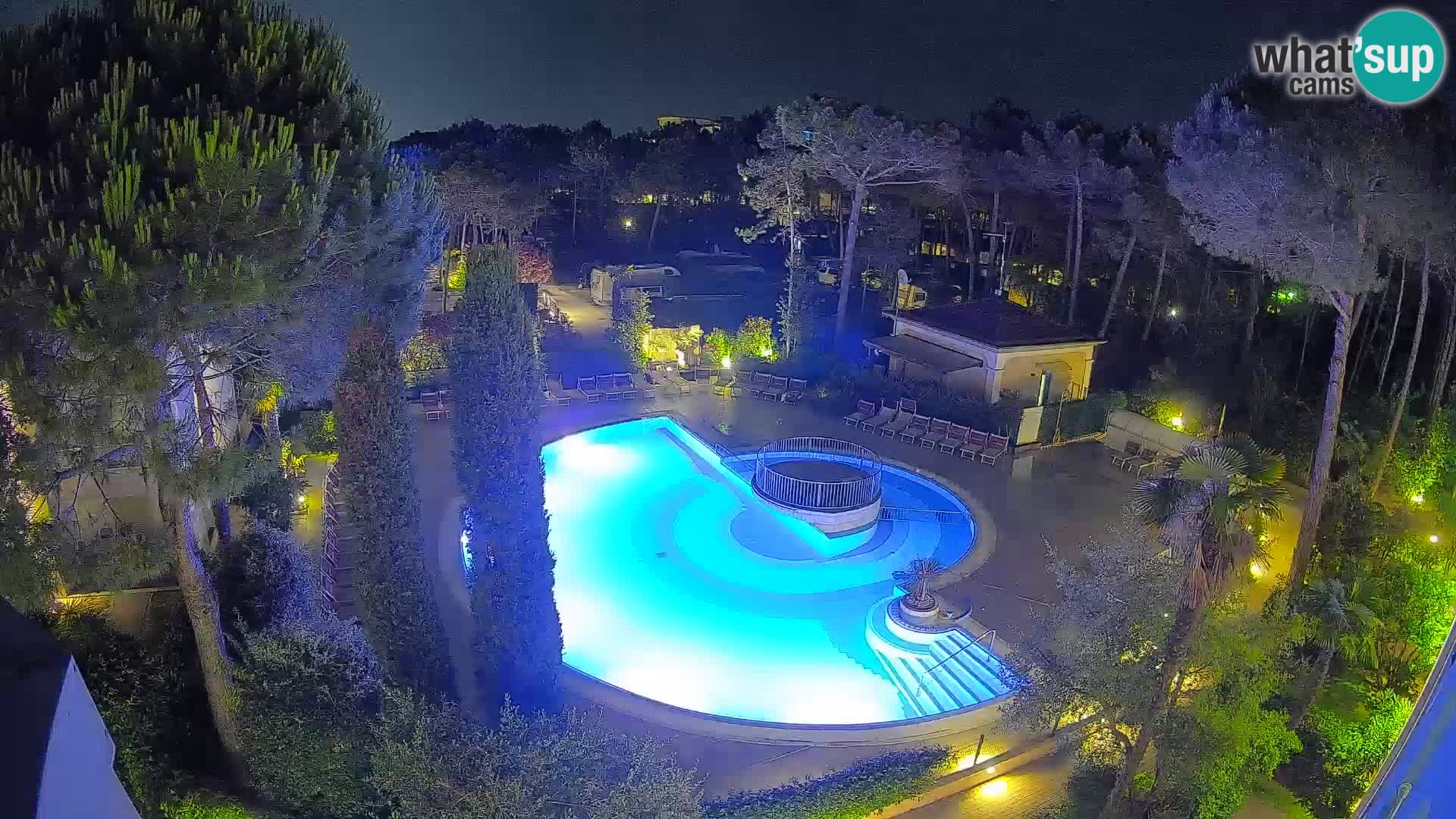 Villaggio Mare Blu bazen Spletna kamera V živo Bibione Pineda – Italija
