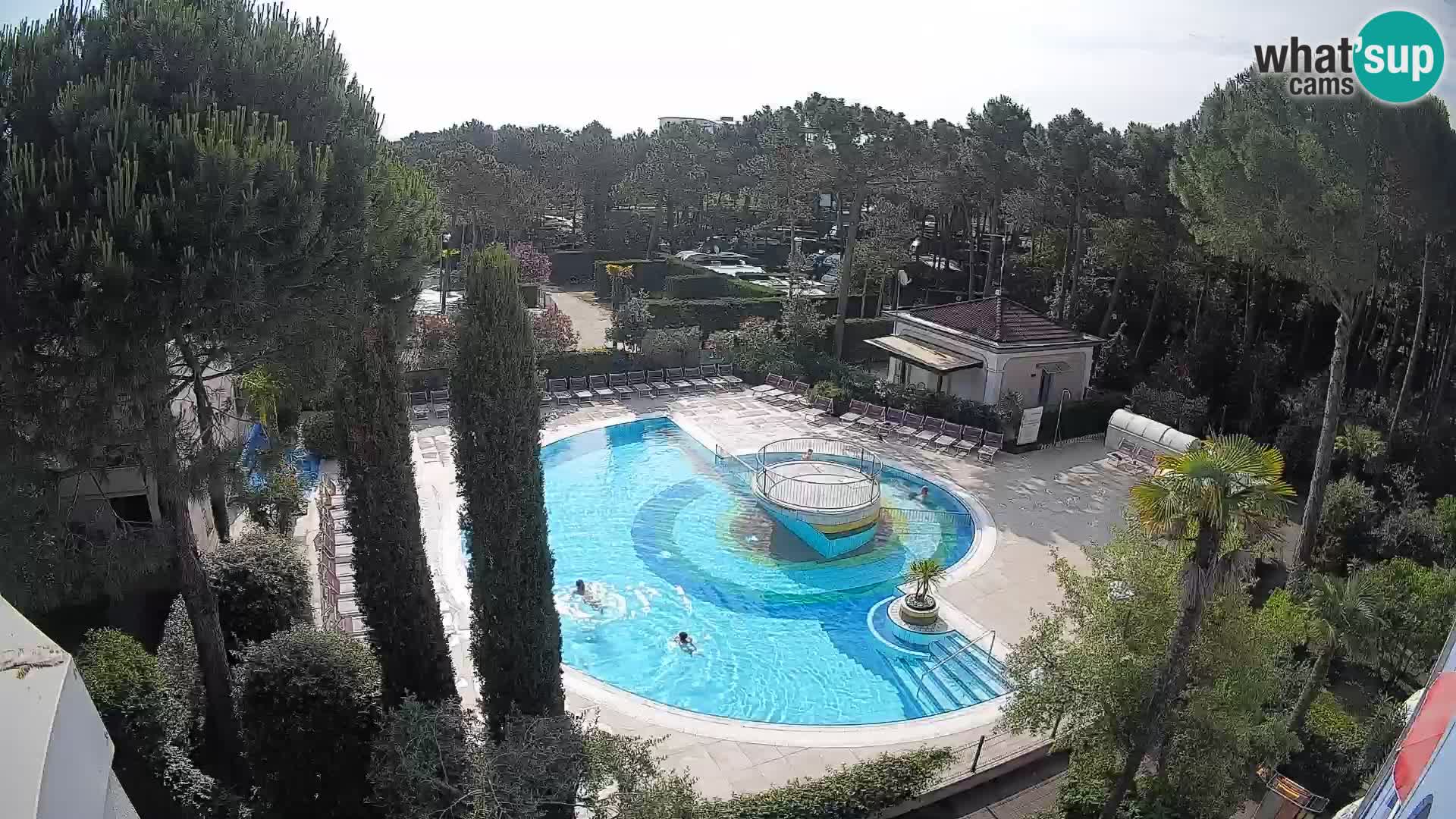 Piscina Villaggio Mare Blu webcam LIVE Bibione Pineda – Italia