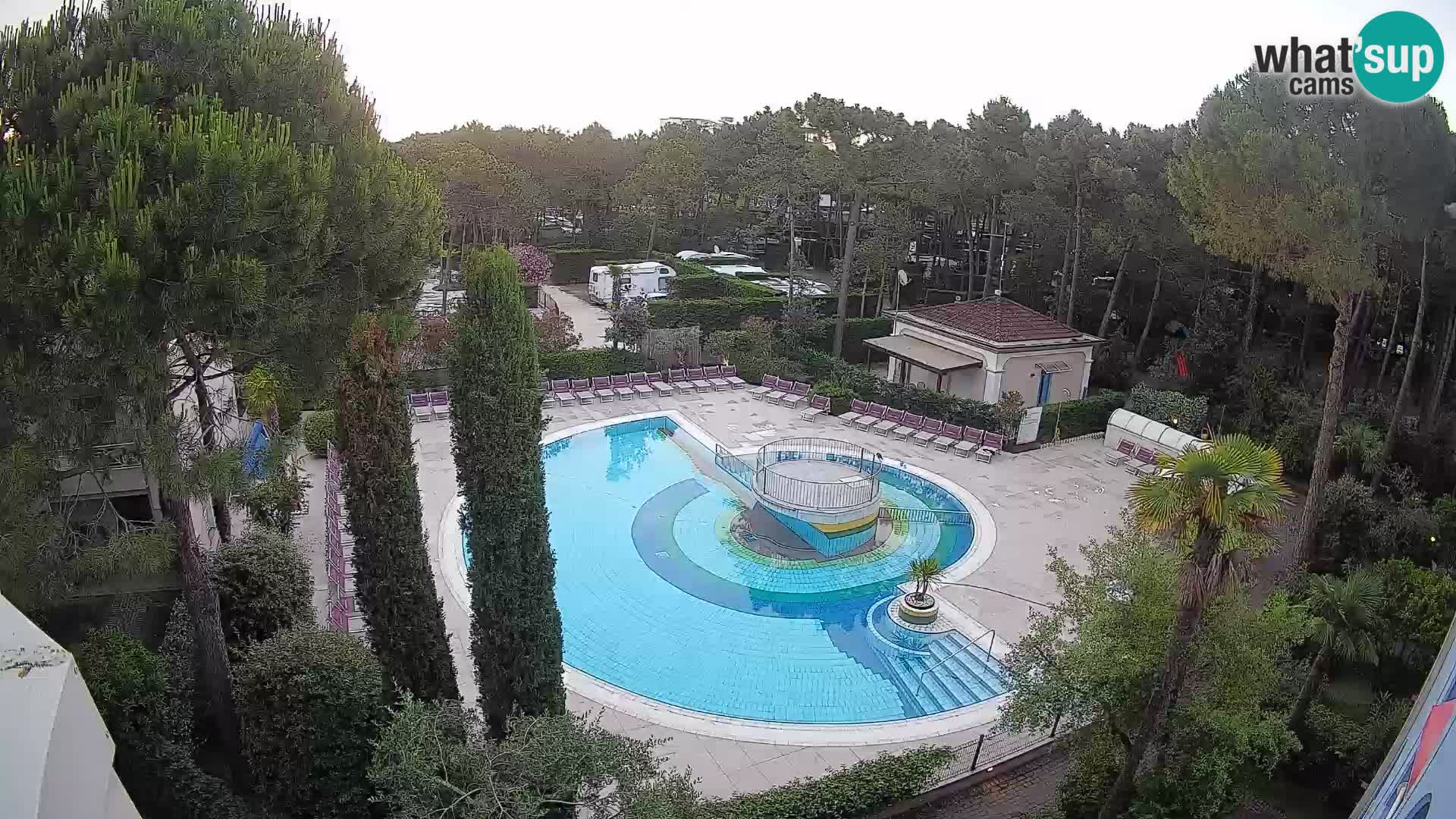 Piscina Villaggio Mare Blu webcam LIVE Bibione Pineda – Italia