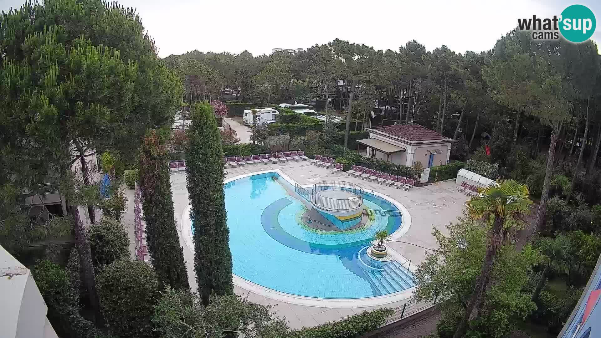 Villaggio Mare Blu pool LIVE webcam Bibione Pineda – Italy