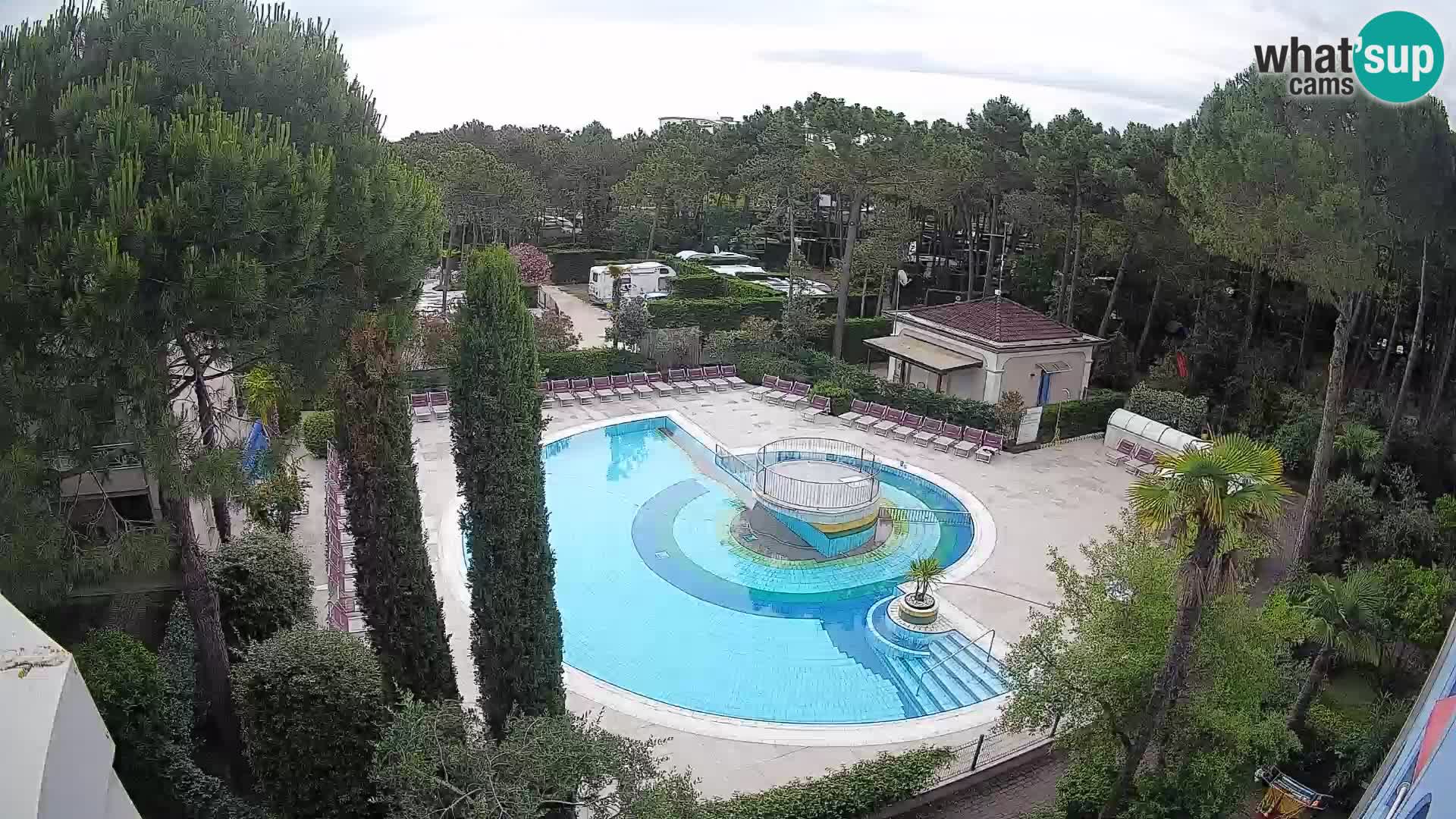 Villaggio Mare Blu pool LIVE webcam Bibione Pineda – Italy